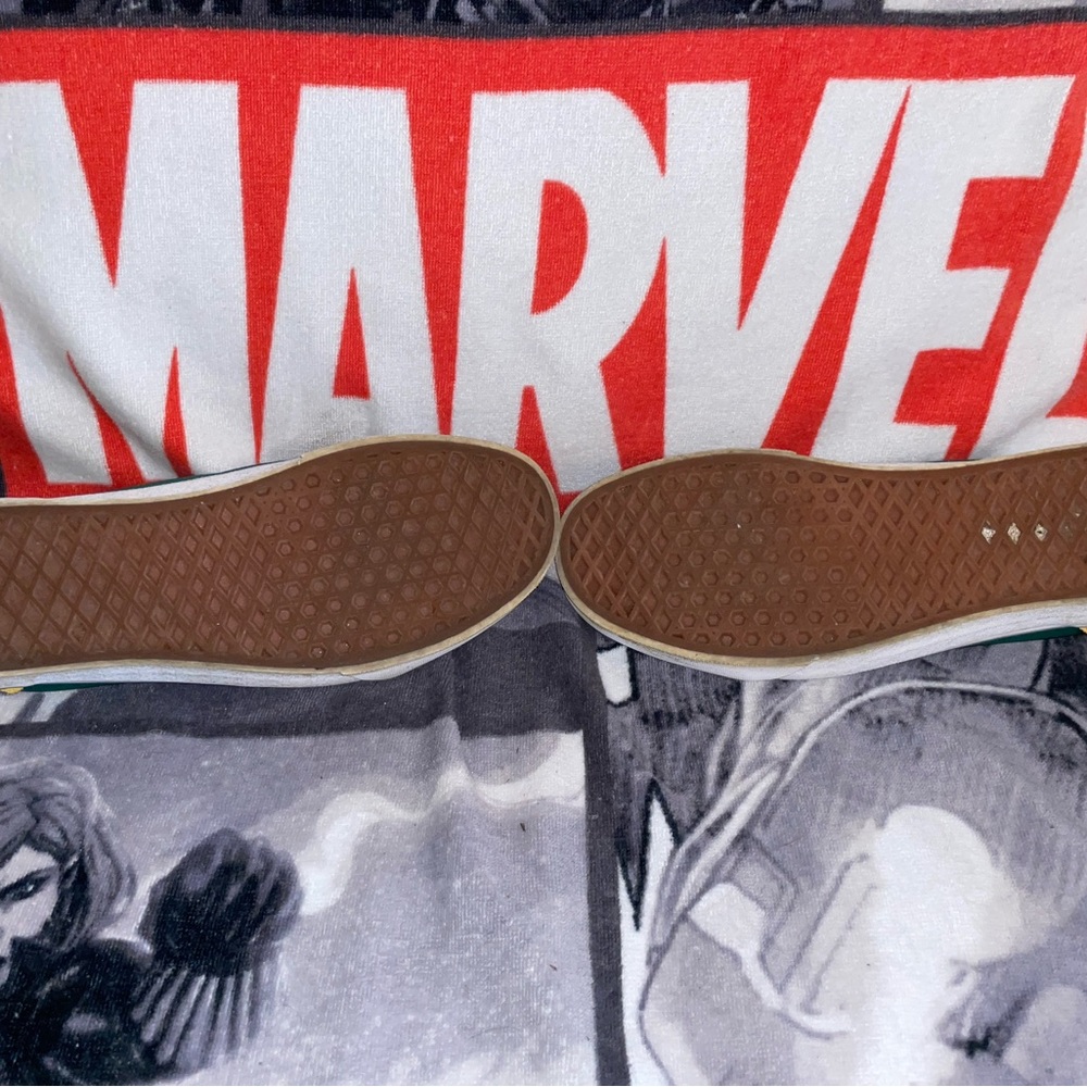 Vans - Picture 5 of 5